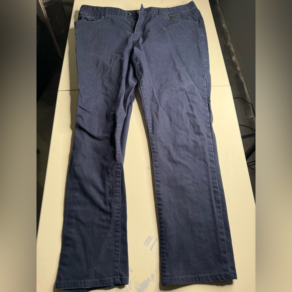 Men's Dark Blue Jeans
